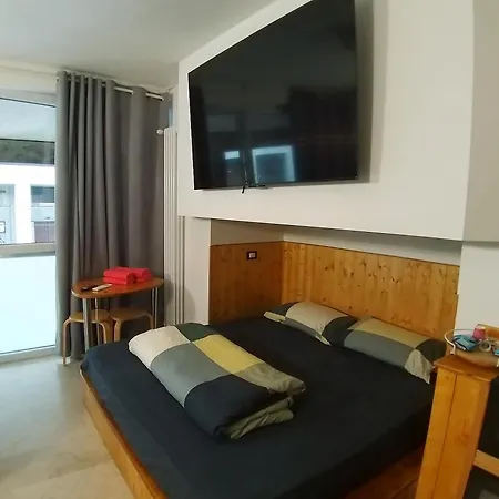 Bed and Breakfast 4roomz Μπολόνια